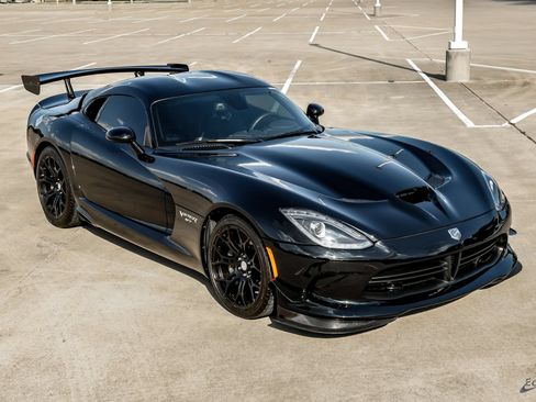 Used 2017 Dodge Viper GTC w/ Time Attack Group 2.0 RWD image 23