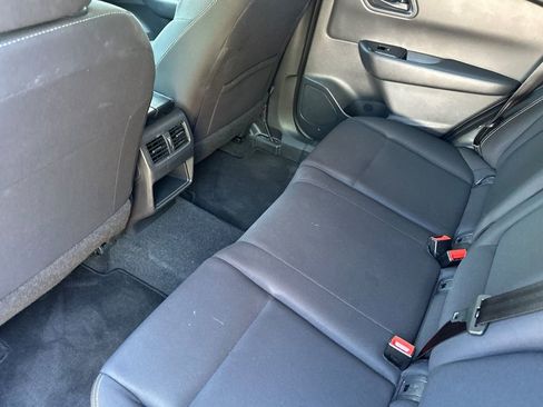 Used 2024 Nissan Rogue S AWD/4WD image 12