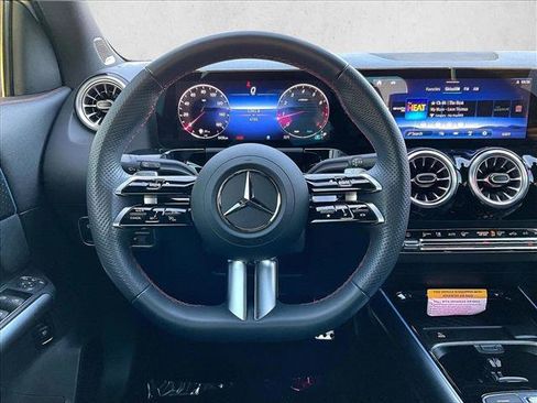Used 2025 Mercedes-Benz GLA 250 image 7