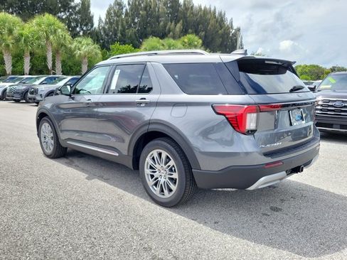 New 2026 Ford Explorer Platinum RWD image 7