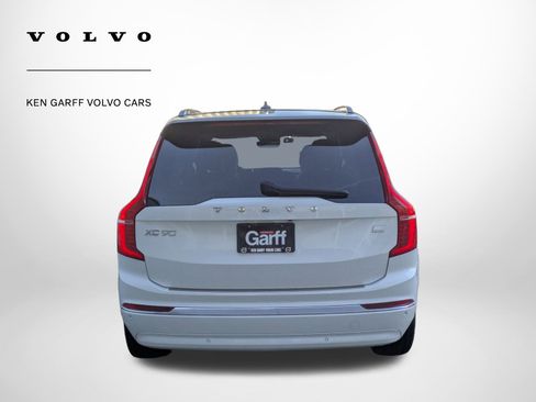 Used 2024 Volvo XC90 T8 Plus w/ Protection Package Premier image 4