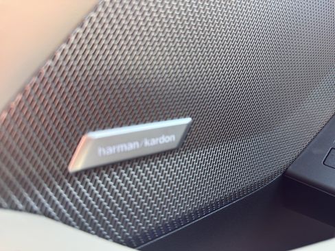 Used 2025 BMW M235i xDrive w/ Premium Package image 26