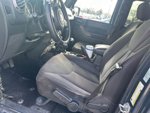 Used 2017 Jeep Wrangler Unlimited Sport w/ Quick Order Package 23S image 14