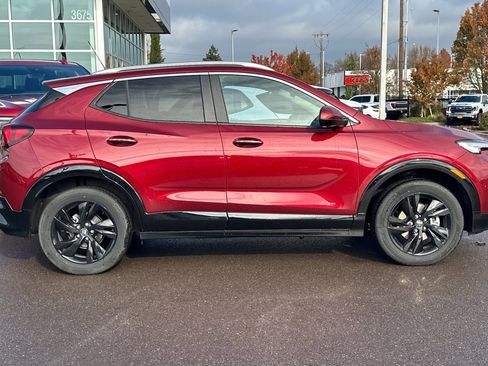 Used 2025 Buick Encore GX Sport Touring w/ Advanced Technology Package image 3