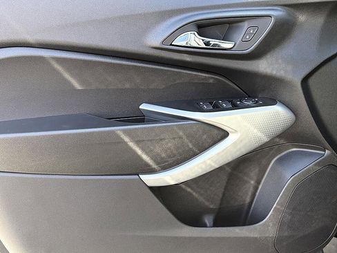 New 2026 Chevrolet Trax LS image 13