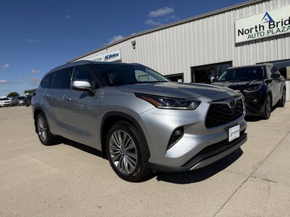 Used 2021 Toyota Highlander Limited