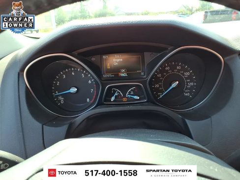 Used 2018 Ford Focus SE w/ Cold Weather Package FWD image 19