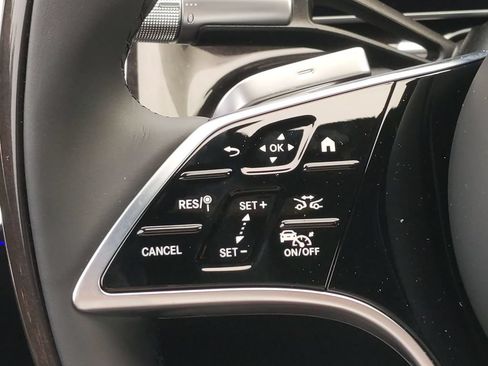 Certified 2023 Mercedes-Benz S 500 4MATIC image 22
