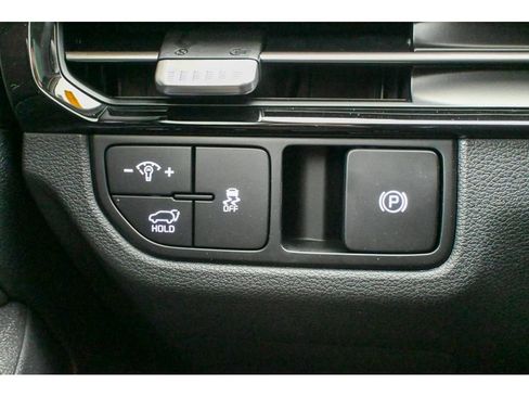 New 2026 Kia Sportage EX w/ EX Panorama Roof Package image 23