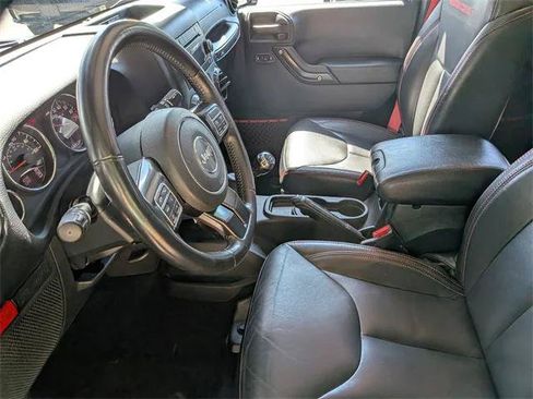 Certified 2018 Jeep Wrangler Unlimited Rubicon AWD/4WD image 13