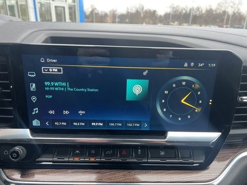 Used 2025 Chevrolet Silverado 1500 LT image 32