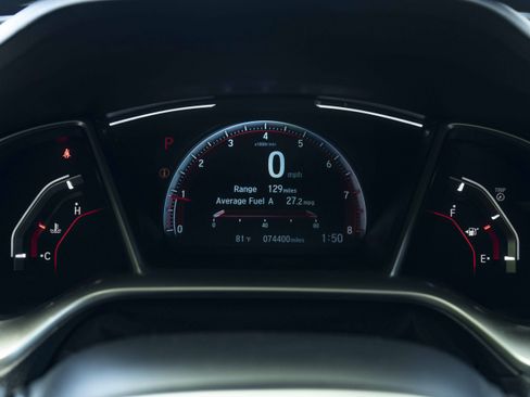 Used 2020 Honda Civic Sport image 22