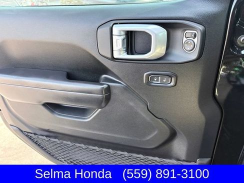 Used 2021 Jeep Wrangler Unlimited Sport AWD/4WD image 11