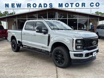 New 2026 Ford F250 Lariat w/ Black Appearance Package