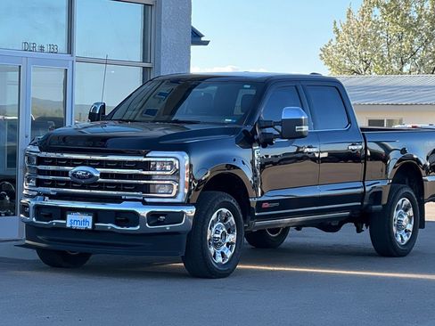 Used 2025 Ford F350 King Ranch w/ Chrome Package AWD/4WD image 9