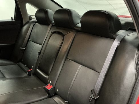 Used 2009 Chevrolet Impala LTZ FWD image 22