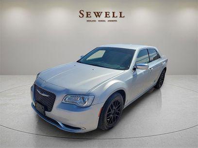 Used 2019 Chrysler 300 Touring w/ Chrome Appearance Package