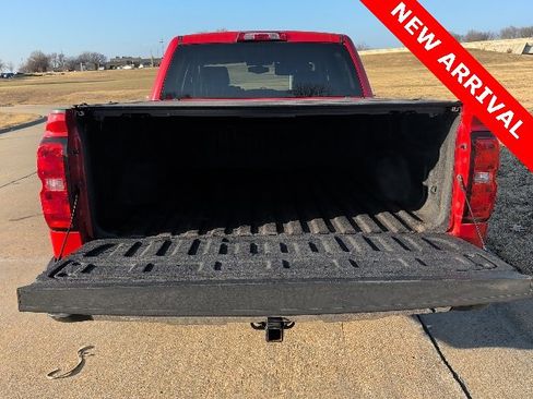 Used 2018 Chevrolet Silverado 1500 LT w/ All Star Edition image 10