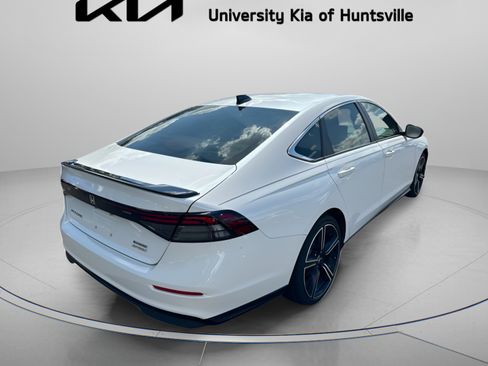 Used 2023 Honda Accord Sport image 8