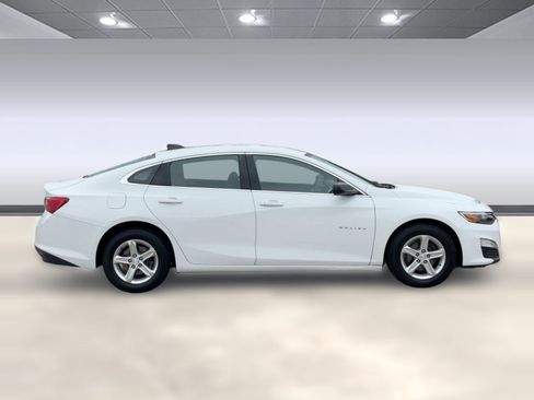 Used 2020 Chevrolet Malibu LS image 8