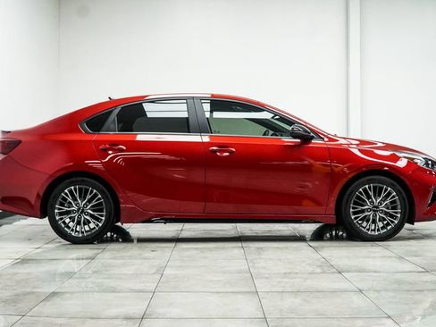 Used 2024 Kia Forte GT-Line w/ GT-Line Premium Package FWD image 6