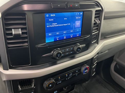 Used 2023 Ford F150 XLT image 24