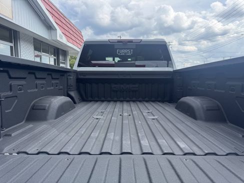 Used 2026 GMC Sierra 2500 Denali w/ Denali Reserve Package AWD/4WD image 18
