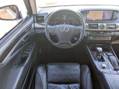 Used 2014 Lexus LS 460 AWD w/ Comfort Package image 23