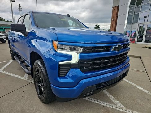 Used 2023 Chevrolet Silverado 1500 RST w/ Convenience Package II AWD/4WD image 8