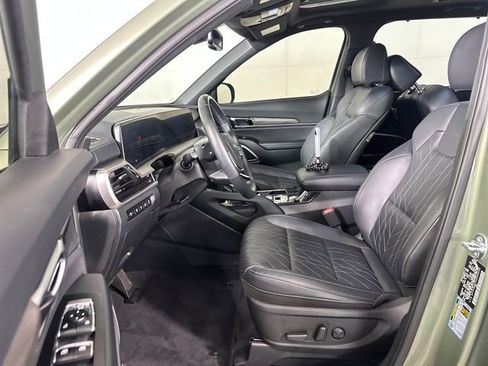 Used 2025 Kia Telluride EX X-Line image 11