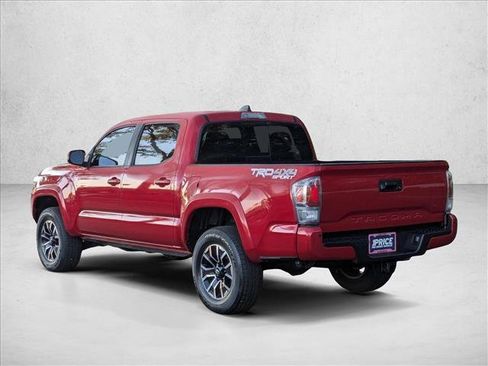 Used 2022 Toyota Tacoma TRD Sport image 8