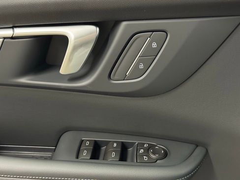 New 2026 Buick Enclave Preferred w/ LPO, All-Weather Package image 11