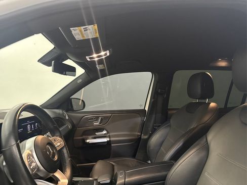 Used 2021 Mercedes-Benz GLB 250 image 30