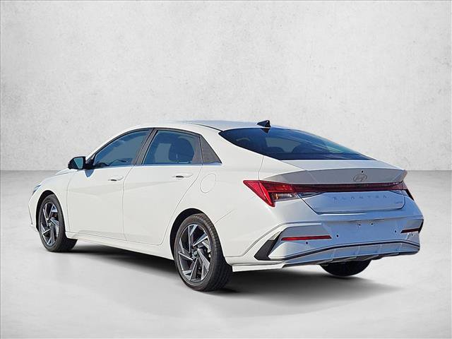 Used 2024 Hyundai Elantra Limited FWD image 7