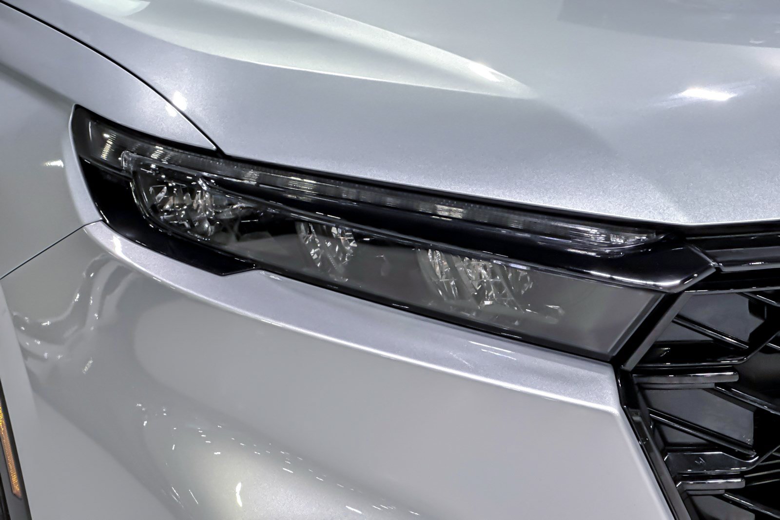 Used 2025 Honda CR-V Sport image 12