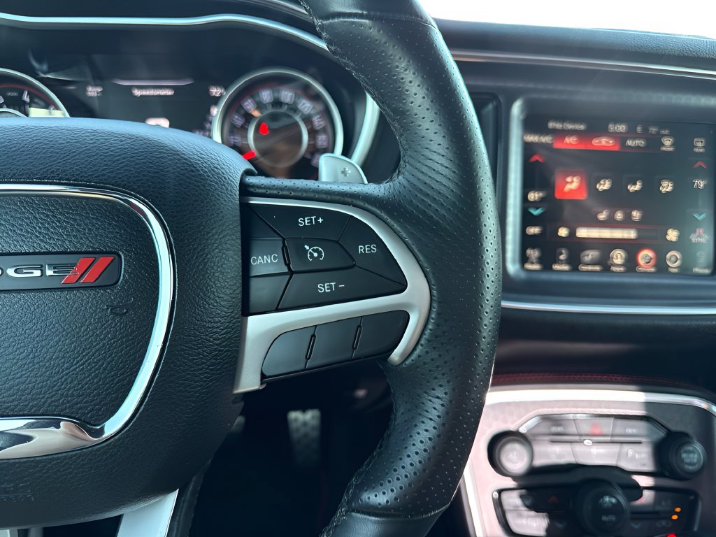 Used 2015 Dodge Challenger R/T Scat Pack RWD image 11
