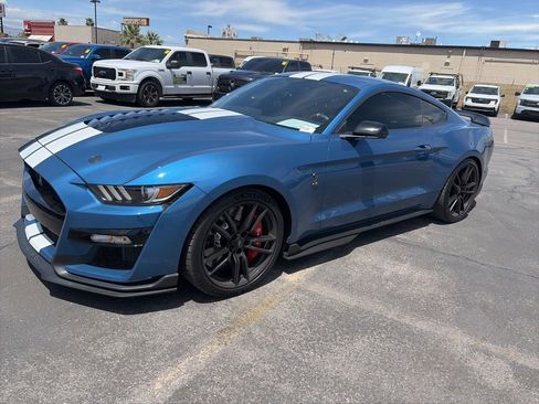 Used 2021 Ford Mustang Shelby GT500 w/ Technology Package RWD image 1
