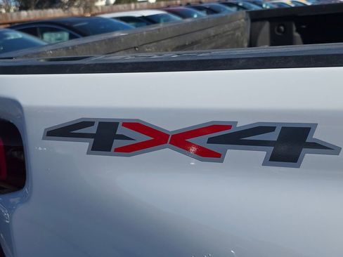 Used 2024 Chevrolet Silverado 2500 LTZ image 14