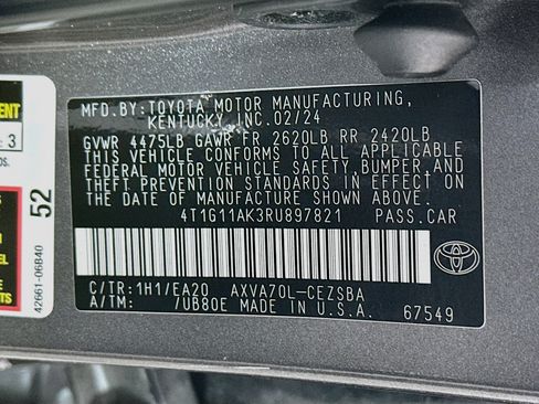 Used 2024 Toyota Camry SE FWD image 29