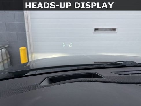 Used 2019 Cadillac Escalade ESV Premium Luxury image 11