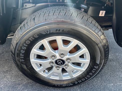 Used 2021 Toyota Tacoma SR image 17