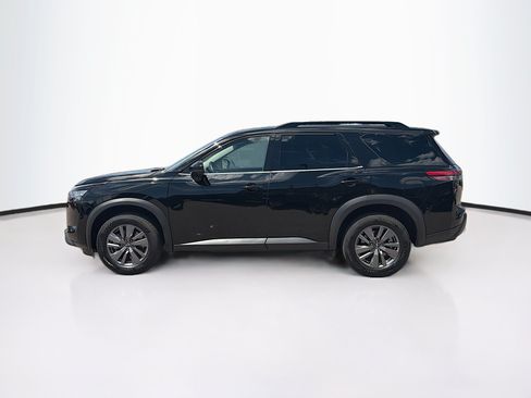 Used 2025 Nissan Pathfinder SV AWD/4WD image 4