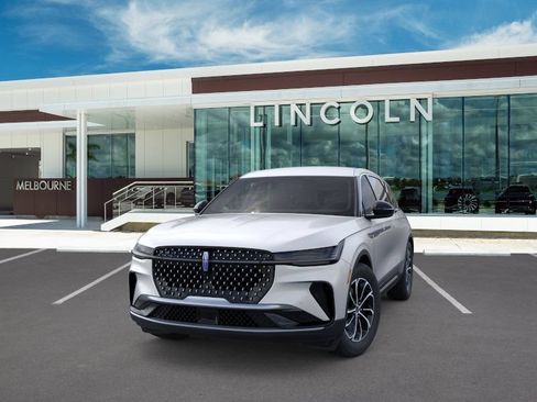 New 2026 Lincoln Nautilus Premier AWD/4WD image 2