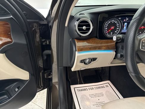 Used 2018 Mercedes-Benz E 300 image 39