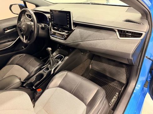 Used 2019 Toyota Corolla XSE image 31