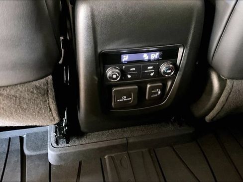 Certified 2024 Buick Enclave Avenir w/ Trailering Package, 5000 lbs. AWD/4WD image 27