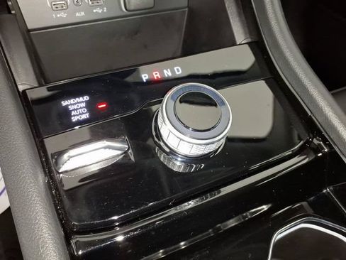 Used 2023 Jeep Grand Cherokee Limited AWD/4WD image 27