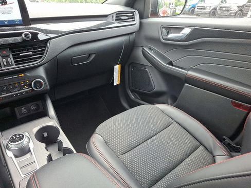 New 2025 Ford Escape ST-Line w/ Cold Weather Package image 11