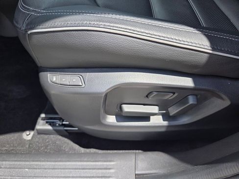 Certified 2025 MAZDA CX-5 AWD 2.5 S w/ Preferred Package image 5