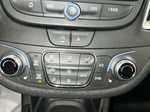 Used 2023 Chevrolet Malibu LT image 31